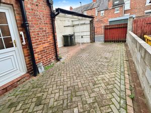 Photo 8- click for photo gallery